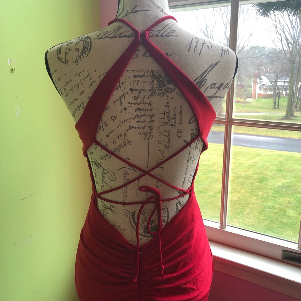 HOST PICK | Red formal gown / prom dress - Picture 4 of 8
